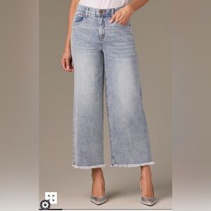 Wit & Wisdom Absolution Skyrise Wide Leg Boyfriend w/ Fray Hem